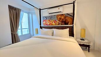 B6 1 Bedroom 1 Bath Partial Seaview at Karon