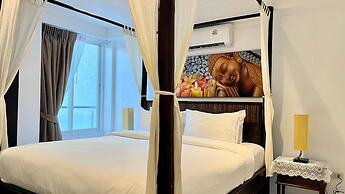 B6 1 Bedroom 1 Bath Partial Seaview at Karon