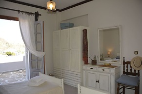 Zephyrus Sunset House