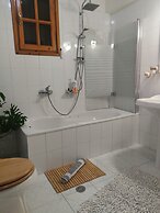 Zephyrus Sunset House