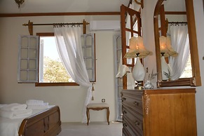 Zephyrus Sunset House