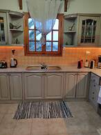 Zephyrus Sunset House