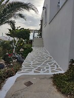 Zephyrus Sunset House