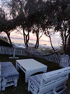 Zephyrus Sunset House