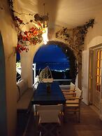 Zephyrus Sunset House