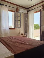 Zephyrus Sunset House