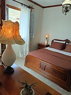 Zephyrus Sunset House