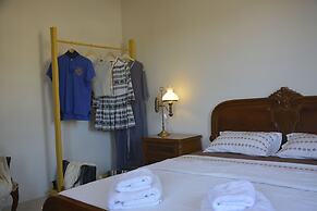 Zephyrus Sunset House