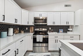 Kalani Oasis Paradise with Pool