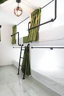 Qantic Lodging & Rooftop
