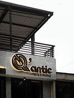 Qantic Lodging & Rooftop