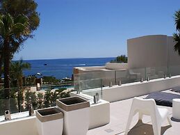 Charming Villa With sea Views