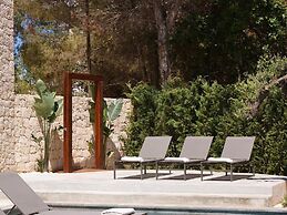 Charming Villa With sea Views