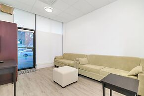 Charming 1BR Lakeside