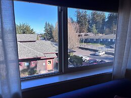 Discovery Inn