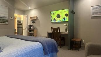 Discovery Inn