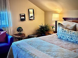 Discovery Inn