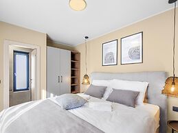 Luxury Apartment With Private Swimming Pool