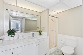 Moorings - HR Surfers Paradise