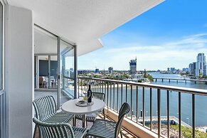 Moorings - HR Surfers Paradise