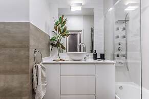 Yangambi - 2 Bedrooms and Office in Lista
