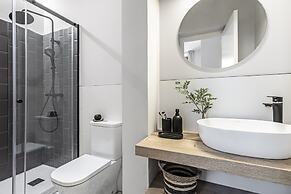 Eriste - 2 Bedrooms in Malasa a