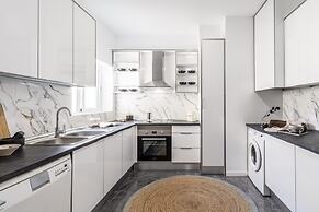 Ariege - 3 Bedrooms and Office in Trafalgar