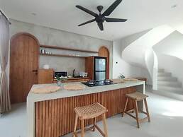 Mandapa Villa Kedungu by ABM