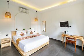 Mandapa Villa Kedungu by ABM