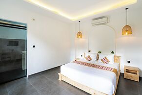 Mandapa Villa Kedungu by ABM