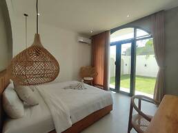 Mandapa Villa Kedungu by ABM