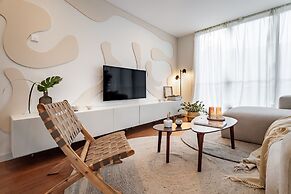 Java - 3 Bedroom and Shared Pool in Almagro