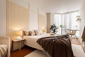 Java - 3 Bedroom and Shared Pool in Almagro