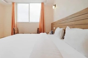 Rabbit Hut Guest House By GRB