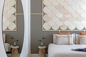 Derawan - 2 Bedrooms and Terrace in Chamber