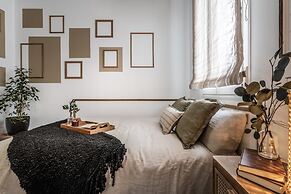Lora - 2 Bedroom Apartment in Almagro
