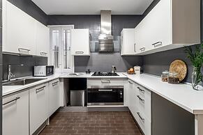 Dehesa - 3 Bedrooms in R os Rosas