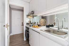 Villa - 2 Bedrooms and 2 Balcony in Castilla