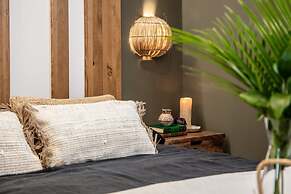 Hema - 2 Bedrooms in Trafalgar