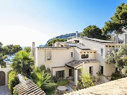 Holiday Home in Charming Decor