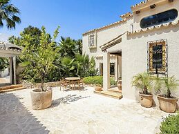 Holiday Home in Charming Decor