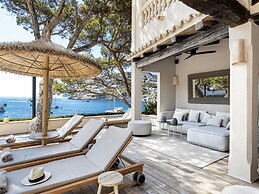 Holiday Home in Charming Decor