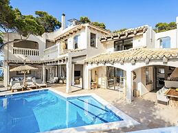 Holiday Home in Charming Decor