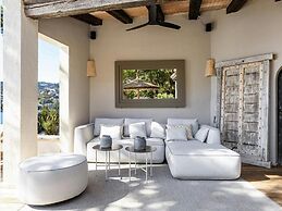 Holiday Home in Charming Decor