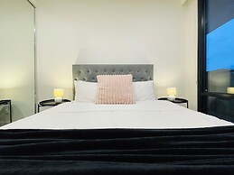 Mega Style Apartments M-City