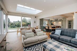 Secret Garden in Wargrave