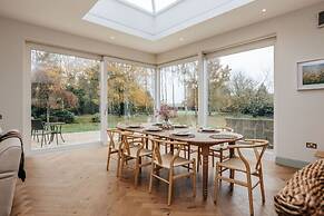 Secret Garden in Wargrave