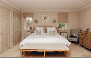 Secret Garden in Wargrave