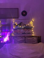 Cozy Fam Homestay in Central Hanoi - Hao Nam Street