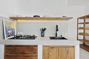 White Residence - Art & Boutique Suites